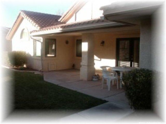 520 W Par 3, Bloomington, UT 84790 — photo 2