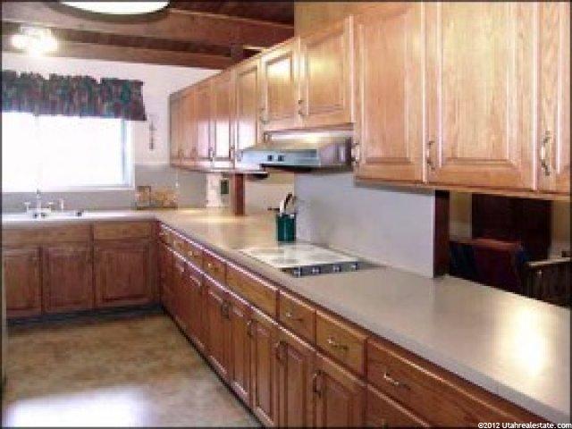 532 E 2600 S, Bountiful, UT 84010 — photo 2
