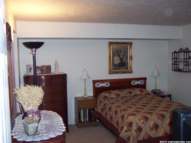 381 W 1500 N, Centerville, UT 84014 — photo 4