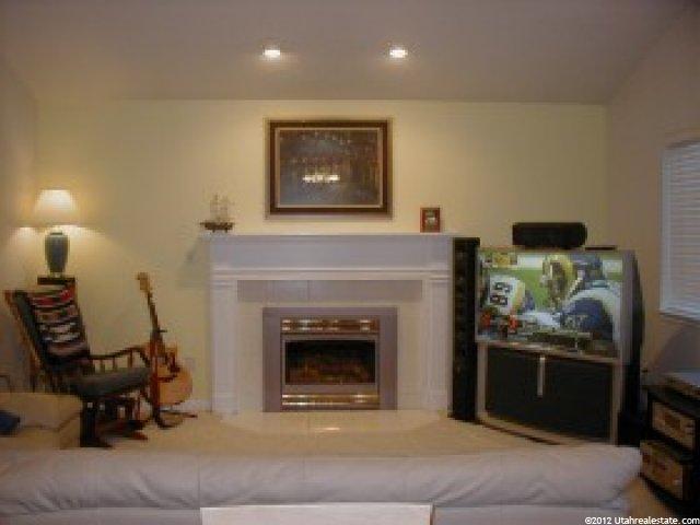 898 Vahe St, Draper, UT 84020 — photo 4