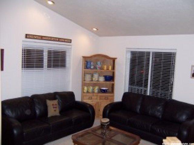 302 N 1090 W, Hyrum, UT 84319 — photo 4