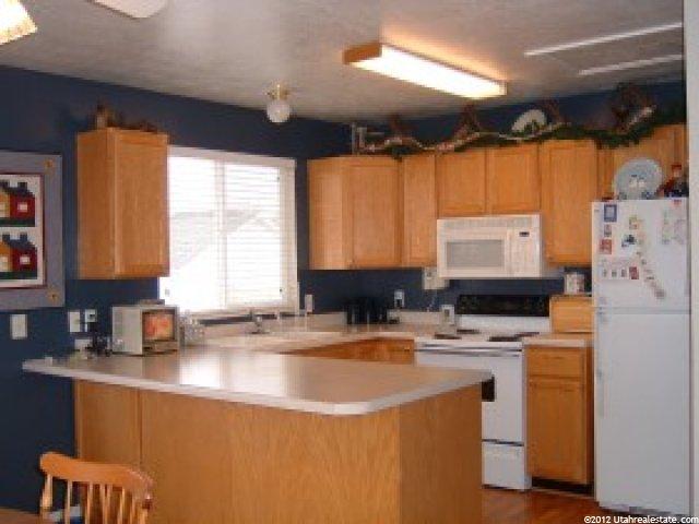 1414 Willow Valley Dr, Centerville, UT 84014 — photo 6