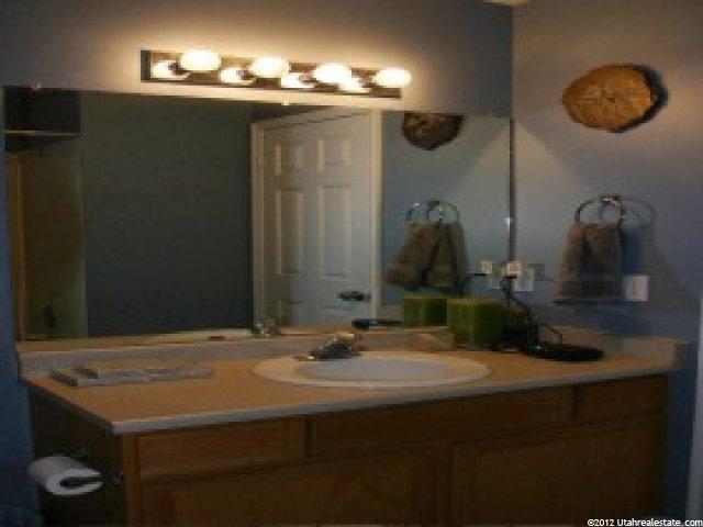 1365 N 100 W, Layton, UT 84041 — photo 6