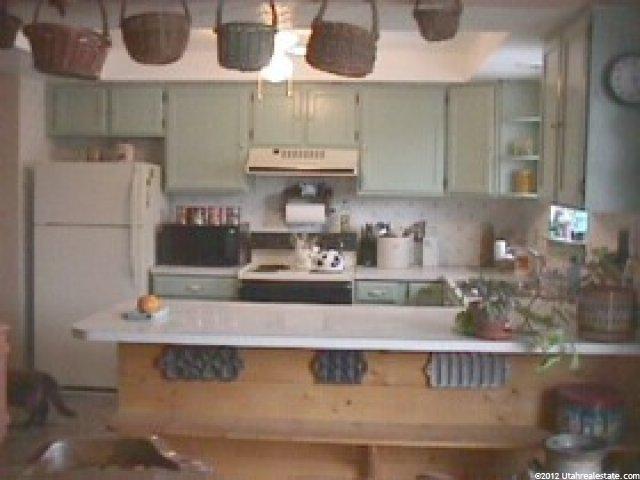 1226 N 575 W, Clinton, UT 84015 — photo 3