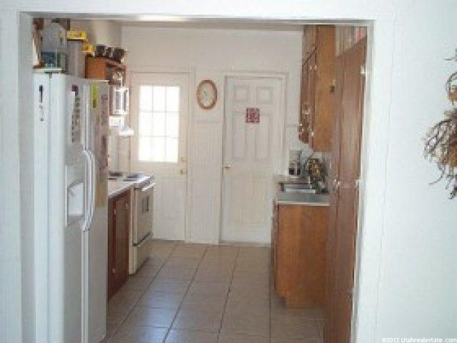 186 S 100 E, Moroni, UT 84646 — photo 7