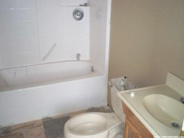 186 S 100 E, Moroni, UT 84646 — photo 8