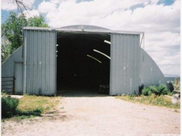 930 W 3000s, Roosevelt, UT 84066 — photo 3