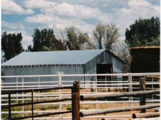 930 W 3000s, Roosevelt, UT 84066 — photo 5