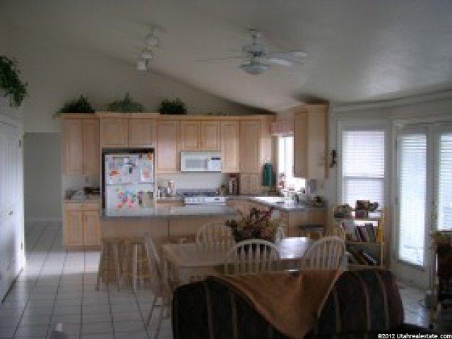 940 Windsor Ln, Bountiful, UT 84010 — photo 5