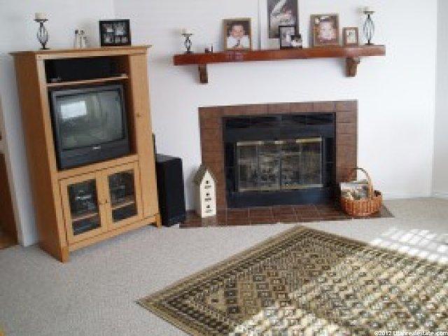 159 S Angel St, Sandy, UT 84070 — photo 2