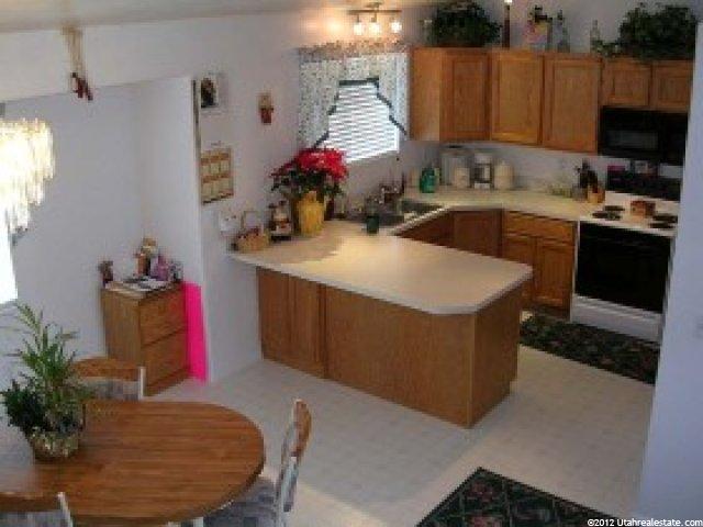1731 N 2275 W, Clinton, UT 84015 — photo 2