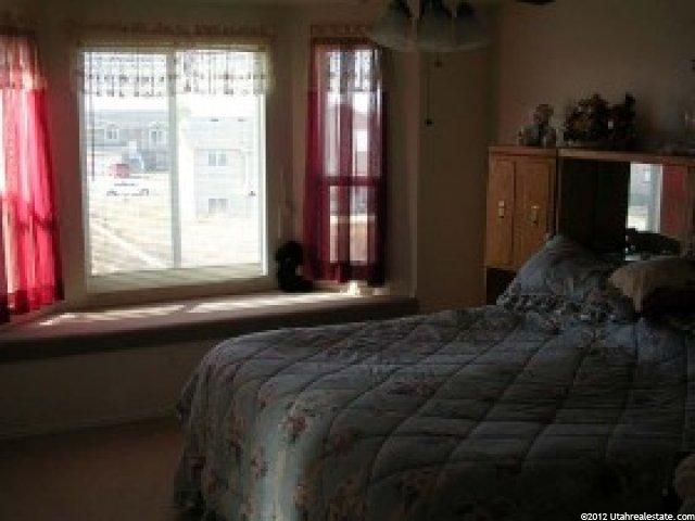 1731 N 2275 W, Clinton, UT 84015 — photo 4