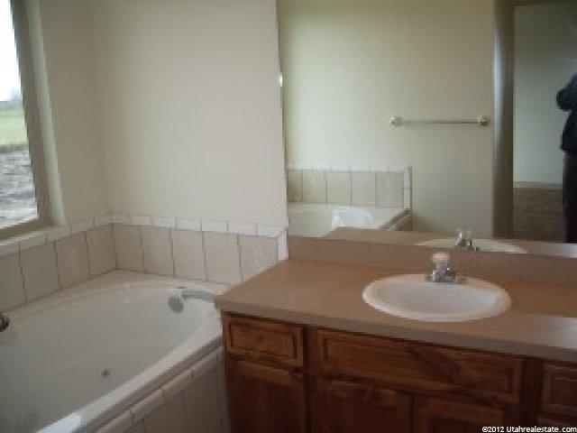 2889 W 3450 N, Farr West, UT 84404 — photo 3
