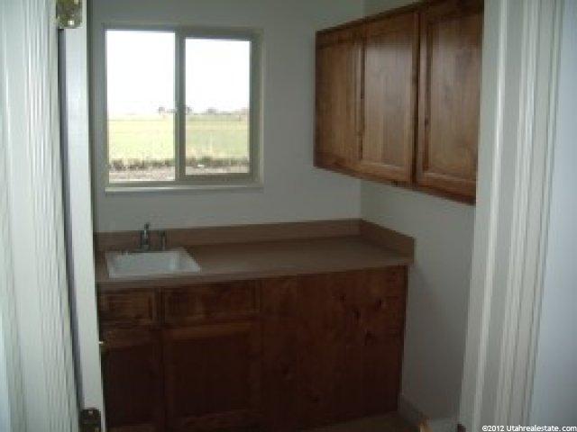 2889 W 3450 N, Farr West, UT 84404 — photo 4