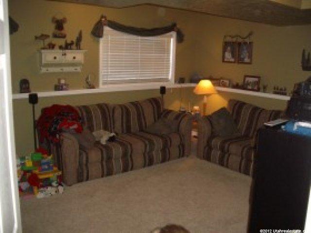 1927 N 2405 W, Clinton, UT 84015 — photo 5