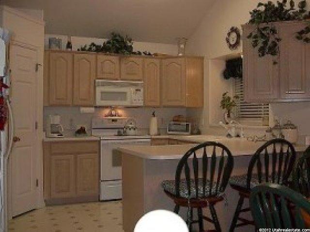 61 S 350 St W, Clearfield, UT 84015 — photo 2