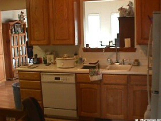 2353 E Quail Run Dr, Sandy, UT 84093 — photo 5