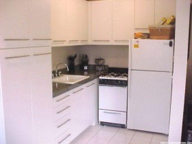 4615 S Holladay Blvd E #3, Holladay, UT 84117 — photo 2