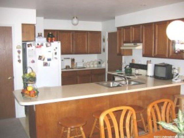 1222 Forest Ridge Rd, Sandy, UT 84094 — photo 2