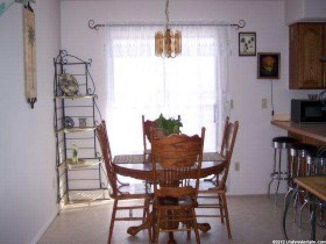 882 Clover Cir, Ogden, UT 84404 — photo 3