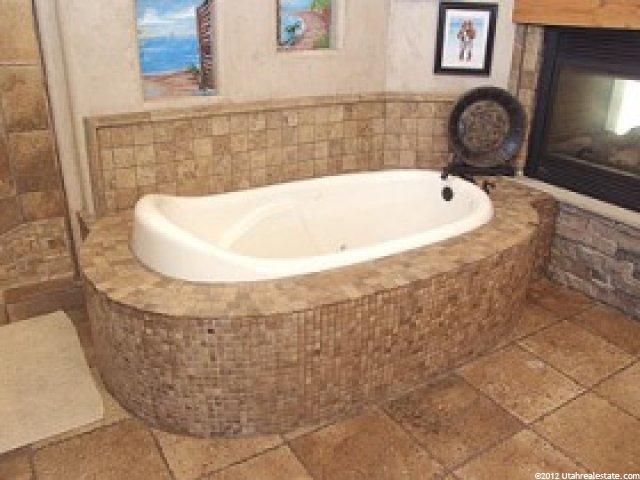 3663 Salinas Dr, Riverton, UT 84065 — photo 6
