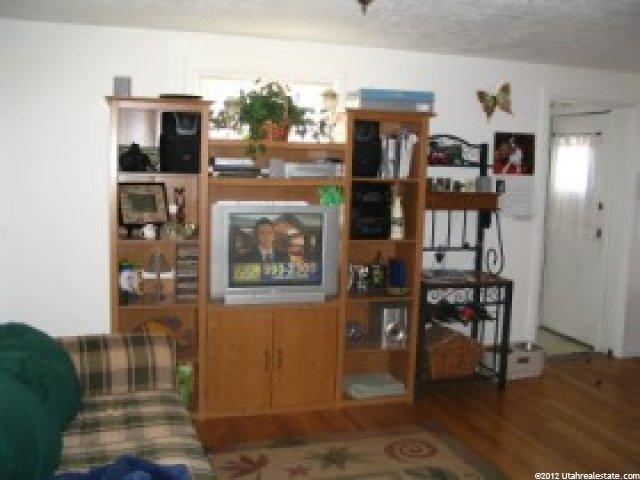 162 S 450 E, Clearfield, UT 84015 — photo 2