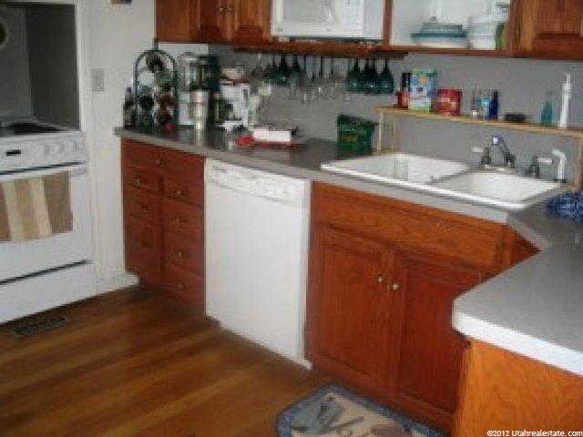 162 S 450 E, Clearfield, UT 84015 — photo 5