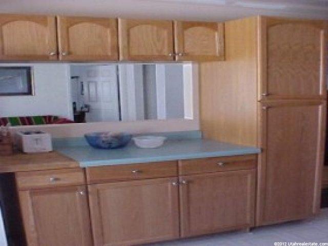 895 N Main St, Bountiful, UT 84010 — photo 3