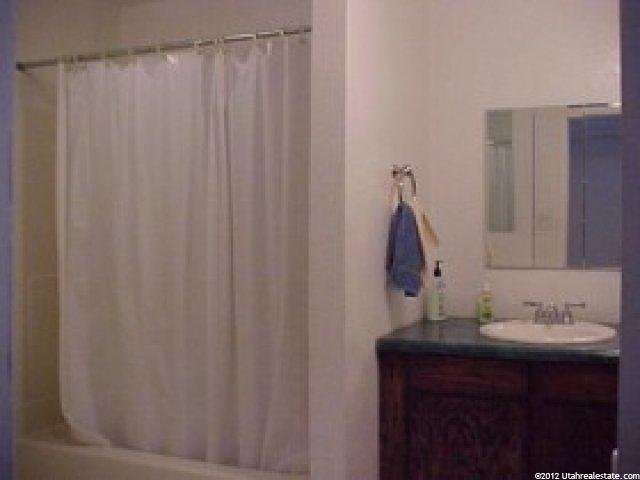 895 N Main St, Bountiful, UT 84010 — photo 4
