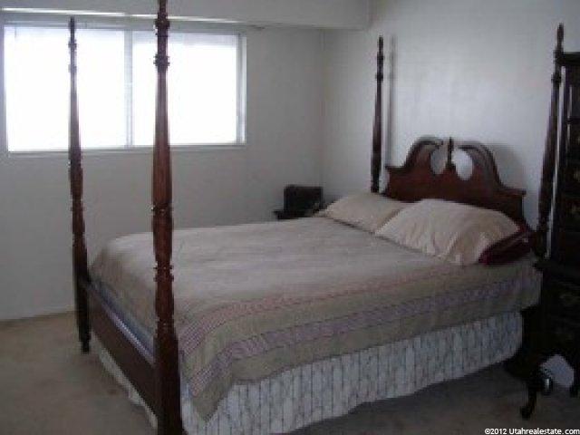 619 N 1050 W, Clearfield, UT 84015 — photo 5