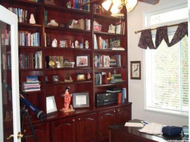 2113 Oak Ln, Layton, UT 84040 — photo 4