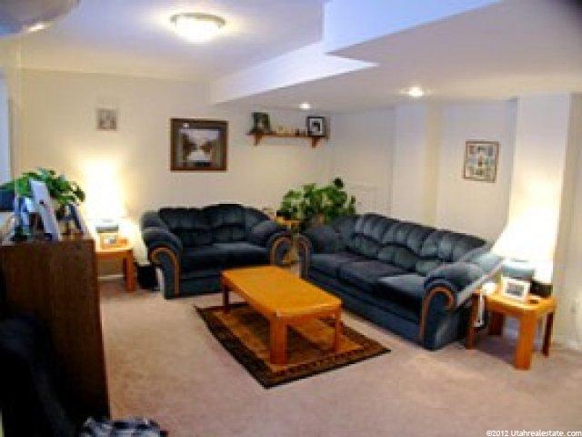 5516 S 3275 W, Roy, UT 84067 — photo 5