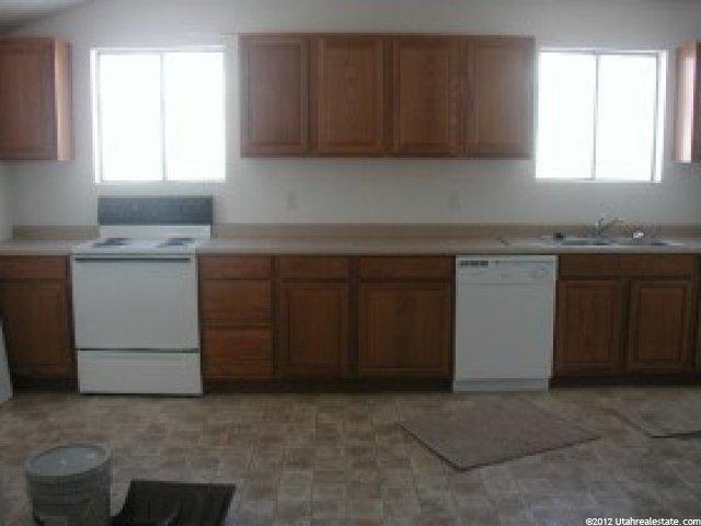 618 W 7th Ave, Midvale, UT 84047 — photo 2