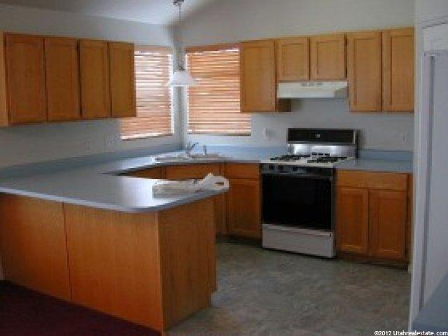 9078 S Hummingbird Cir E, Sandy, UT 84094 — photo 3