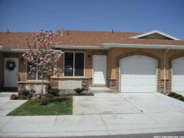 9520 S Hidden Pt, Sandy, UT 84070 — photo 8