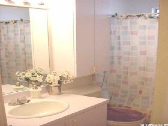 752 Amethyst St, Layton, UT 84041 — photo 7