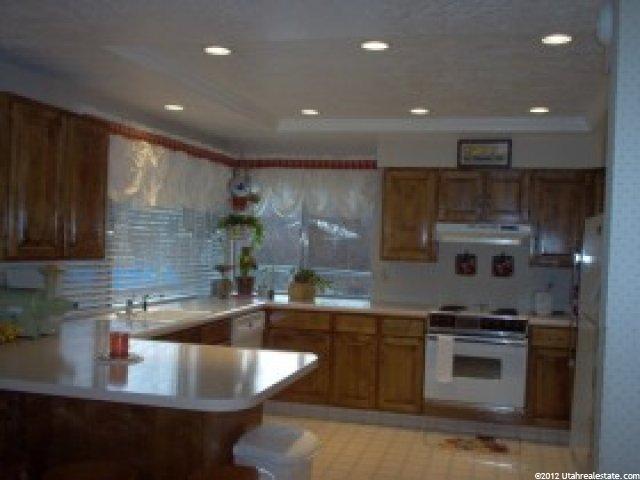328 E 200 S, Farmington, UT 84025 — photo 3