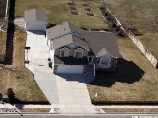 1423 N Willow Valley Dr W, Centerville, UT 84014 — photo 2