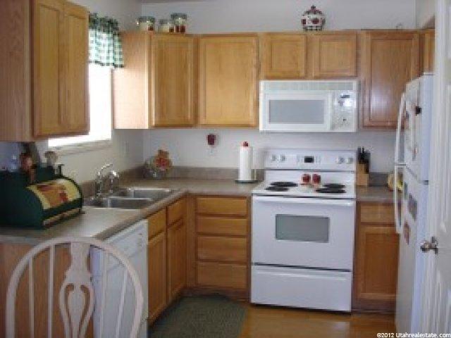 1018 S 940 W, Woods Cross, UT 84087 — photo 2