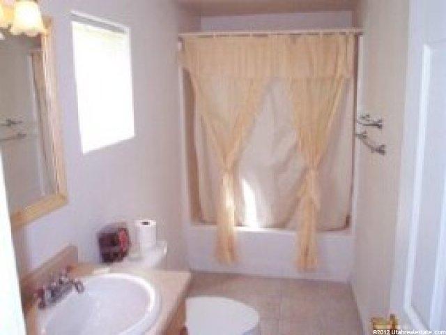 680 N Main St #E-15, Kaysville, UT 84037 — photo 7