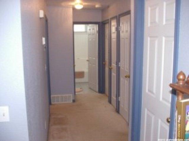 402 Larkin Ln, Kaysville, UT 84037 — photo 2