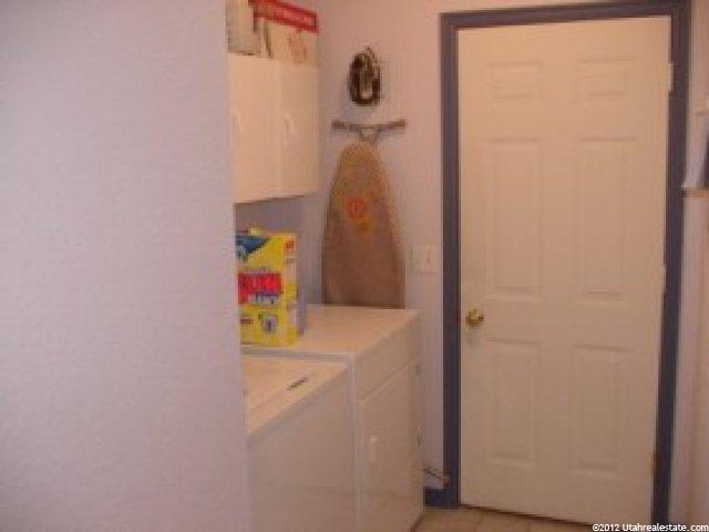 402 Larkin Ln, Kaysville, UT 84037 — photo 6
