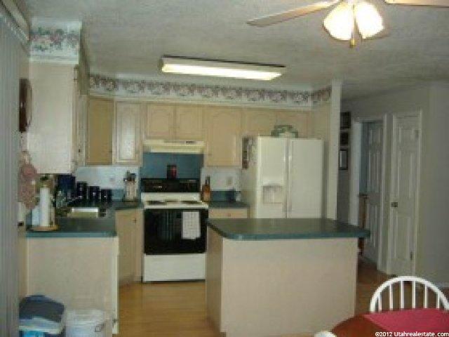 5832 S 4025 W, Roy, UT 84067 — photo 4