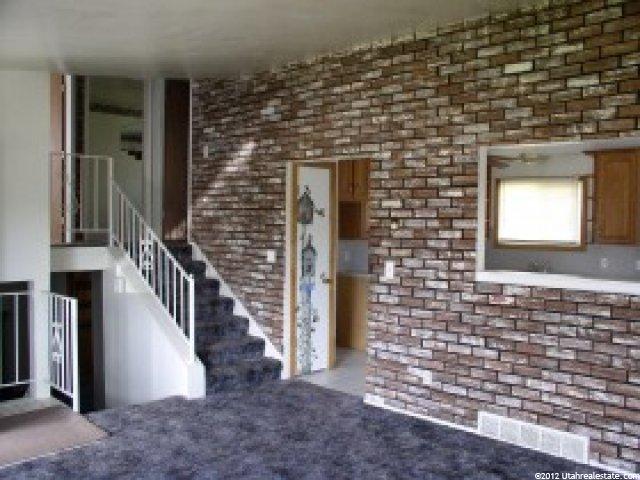 1088 W 25 N, Clearfield, UT 84015 — photo 2