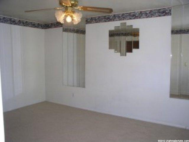 1088 W 25 N, Clearfield, UT 84015 — photo 5