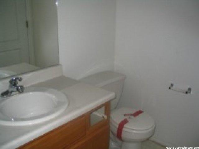 985 N 1125 W, Layton, UT 84041 — photo 7