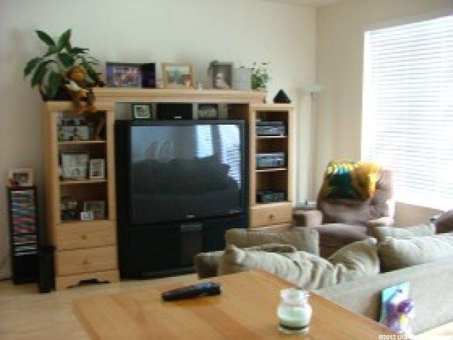 9509 S Hidden Pt, Sandy, UT 84070 — photo 3
