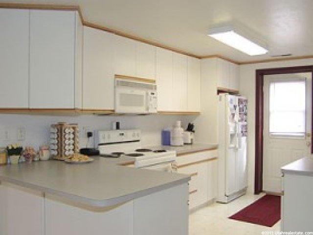 917 W 4000 S, Bountiful, UT 84010 — photo 3