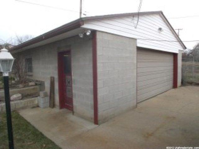 1608 Davis Dr, Layton, UT 84041 — photo 2