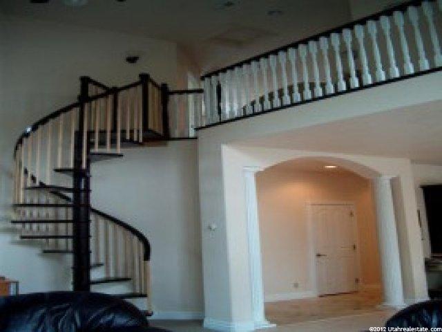 944 E Mutton Hollow Rd, Kaysville, UT 84037 — photo 4